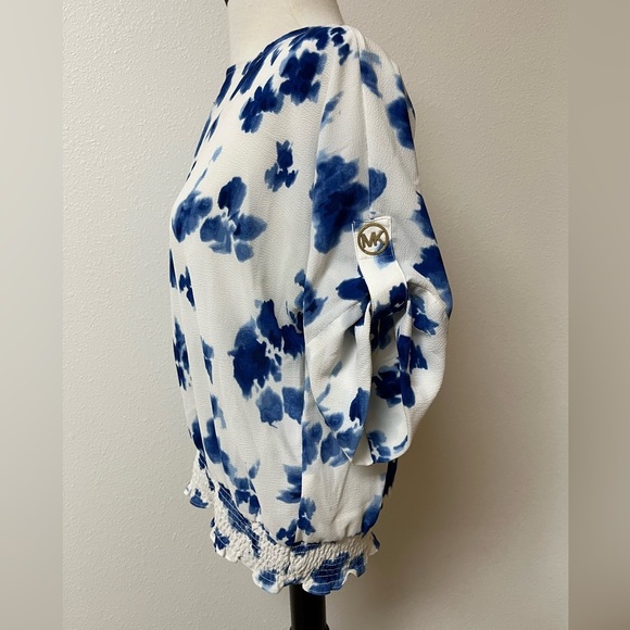 Michael Kors Blue and White blouse women’s size M - Picture 2 of 4
